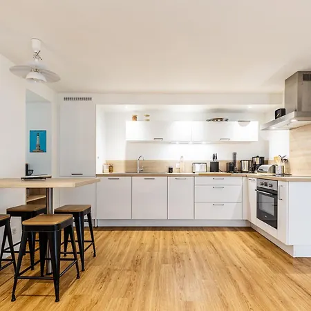 L Auguste Appartement Hyper Cosy Les Pieds Dans L'Eau Апартаменты *