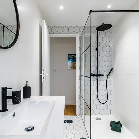 Апартаменты L Auguste Appartement Hyper Cosy Les Pieds Dans L'Eau Руайян