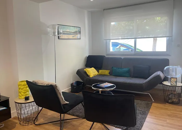 L Auguste Cosy Avec Terrasse Superbe Situation Royan